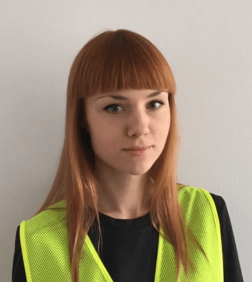 monika@2x